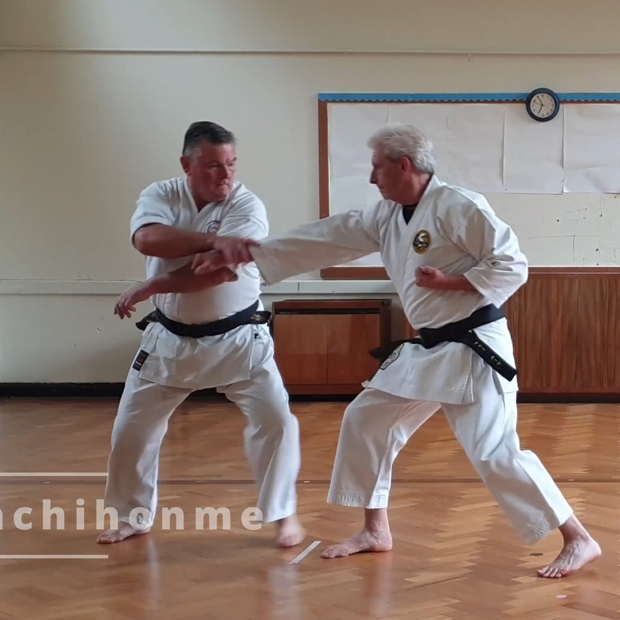 Chudan Otoshi Uchi while dropping body weight