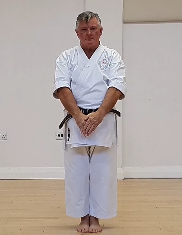 Naihanchi kata in lateral stance, focusing on structure and stillness